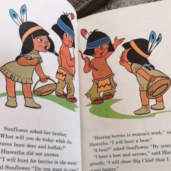 Little Hiawatha - Bear Hunt Book - Picture 4 of 4